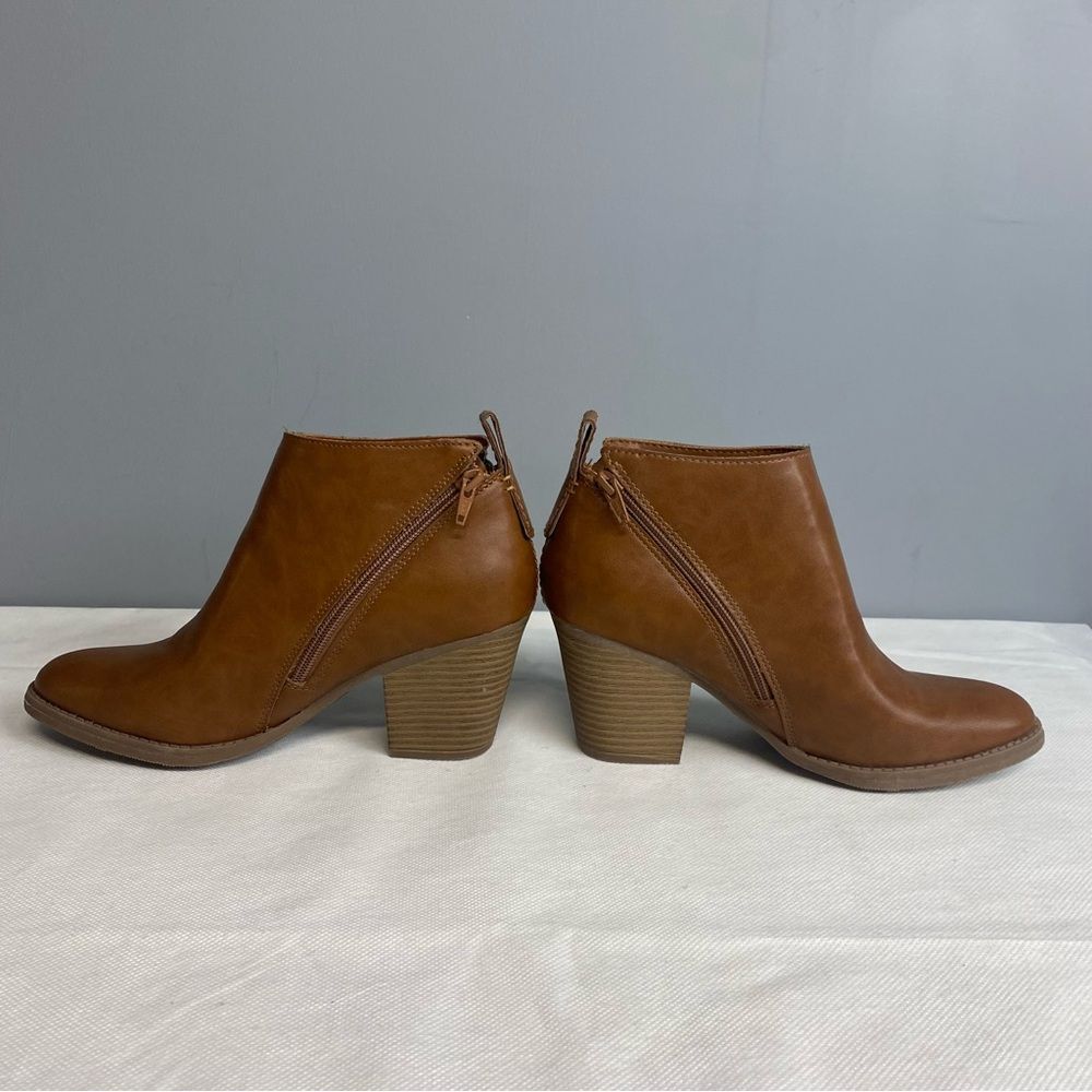 Faded Glory zippered ankle boots size 8.5 Light Brown, 3.5"heels - Picture 2 of 13